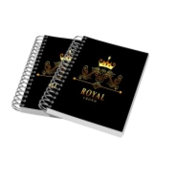 CADERNETA CAPA DURA WIRE O MIOLO PERSONALIZADO ABERTURA HORIZONTAL COUCHÊ 150G LAM FOSCA E HOTSTAMPING Colorido frente - 50 un.