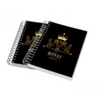 CADERNETA CAPA MALEÁVEL WIRE O MIOLO PERSONALIZADO ABERTURA HORIZONTAL COUCHÊ 275G LAM FOSCA E HOTSTAMPING Colorido frente - 50 un.