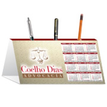 CALENDÁRIOS E FOLHINHAS 2024 CALENDÁRIO DE MESA PORTA CANETAS HORIZONTAL COUCHÊ 300G SEM VERNIZ Colorido frente - 100 un.