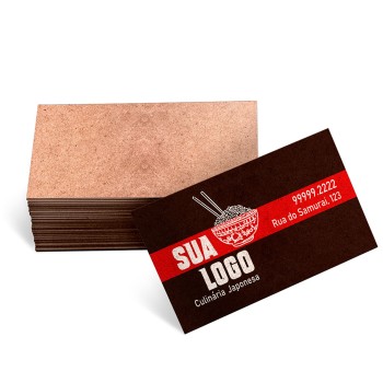 CARTÕES DE VISITA KRAFT 250G SEM LAMINAÇÃO E SEM VERNIZ UV SEM VERNIZ COM TINTA BRANCA Colorido frente - 100 un.