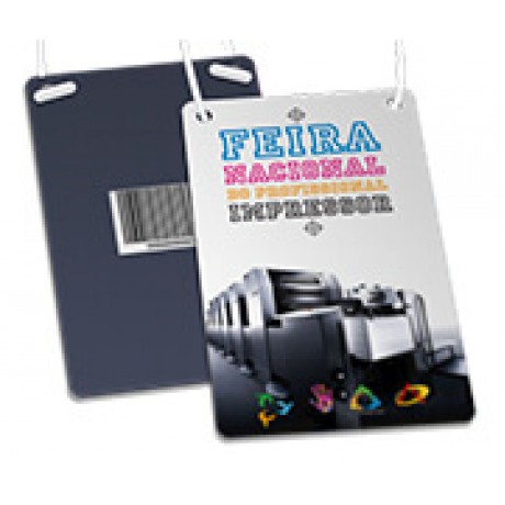 CREDENCIAIS COUCHÊ 250G VERNIZ UV TOTAL FRENTE COM CORDÃO OU CLIP JACARÉ 90X147MM Colorido frente e verso - 100 un.