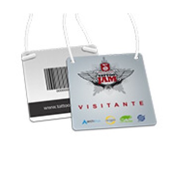 CREDENCIAIS COUCHÊ 300G VERNIZ UV TOTAL FRENTE COM CORDÃO SEM CLIP JACARÉ 90X98MM Colorido frente e preto e branco verso - 2000 un.