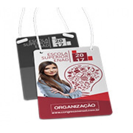 CREDENCIAIS PVC PREMIUM 0,50MM VERNIZ UV TOTAL FRENTE 87X120MM Colorido frente e preto e branco verso - 40 un.