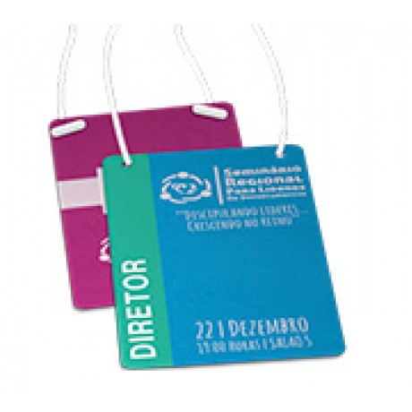 CREDENCIAIS PVC PREMIUM 0,50MM VERNIZ UV TOTAL FRENTE 87X120MM Colorido frente e verso - 250 un.