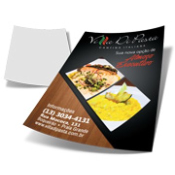 DELIVERY PANFLETO COUCHÊ 90G SEM VERNIZ 300X420MM