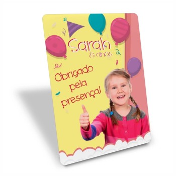 DISPLAYS DISPLAY DE MESA PARA FESTA FOTO COM SUPORTE COUCHÊ 250G SEM LAMINAÇÃO E SEM VERNIZ SEM VERNIZ Colorido frente - 504 un.