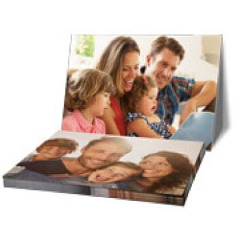 FOTO PRODUTOS IMPRESSÃO DE FOTOS PAPEL 210G COM VERNIZ UV TOTAL 150X210MM Colorido frente - 8 un.