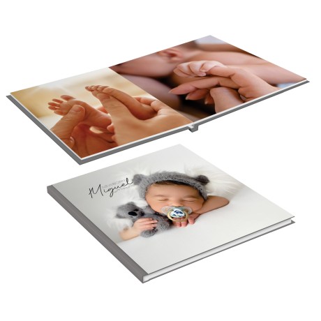 FOTOLIVROS OU PHOTOBOOKS TRADICIONAL 12 PÁGINAS 15X15CM Colorido frente e verso - 1 un.