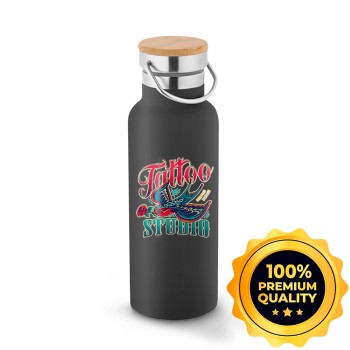 GARRAFAS E SQUEEZES SQUEEZE DE AÇO INOX TÉRMICA MODELO RAGNAR COM PAREDE DUPLA COM DTF UV 570ML Preto e branco frente - 10 un.