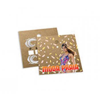 TAGS TAGS ESPECIAIS KRAFT 250G SEM VERNIZ 45X51MM Colorido frente e preto e branco verso - 1000 un.