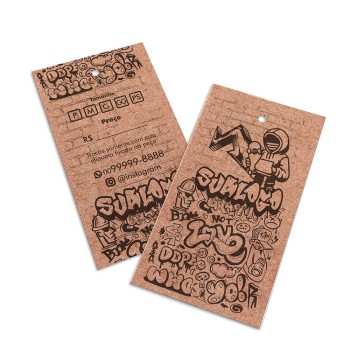 TAGS TAGS PADRÃO FURO KRAFT 250G SEM LAMINAÇÃO E SEM VERNIZ SEM VERNIZ 91X51MM Preto e branco frente e verso - 1000 un.