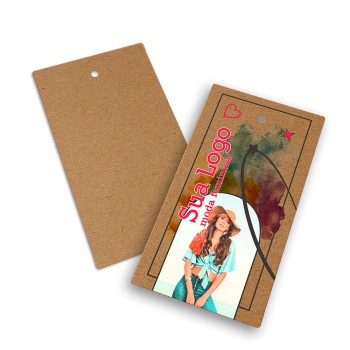 TAGS TAGS PADRÃO FURO KRAFT 250G SEM LAMINAÇÃO E SEM VERNIZ SEM VERNIZ COM TINTA BRANCA 91X51MM