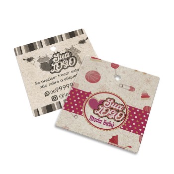 TAGS TAGS PADRÃO FURO RECICLATO 250G SEM LAMINAÇÃO E SEM VERNIZ SEM VERNIZ 45X51MM Colorido frente e preto e branco verso - 1000 un.