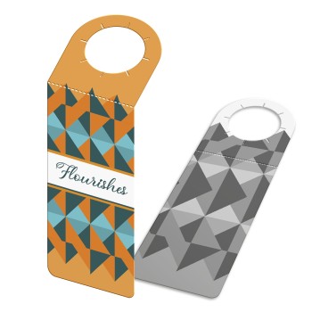 TAGS TAGS PARA GARRAFA COUCHÊ 250G SEM LAMINAÇÃO E SEM VERNIZ SEM VERNIZ 91X204MM Colorido frente e preto e branco verso - 50 un.