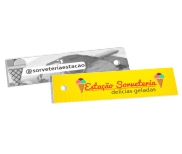 TAGS PADRÃO FURO COUCHÊ 275G SEM VERNIZ 91X25MM